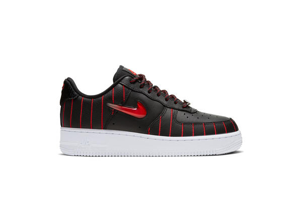 nike wmns air force 1 jewel qs